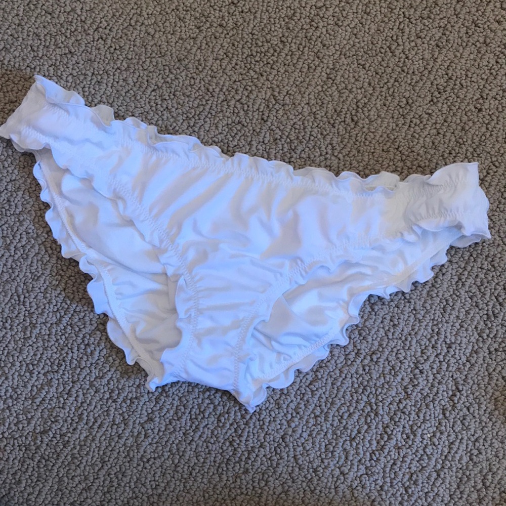 NEVER WORN VS white cheeky bikini bottoms